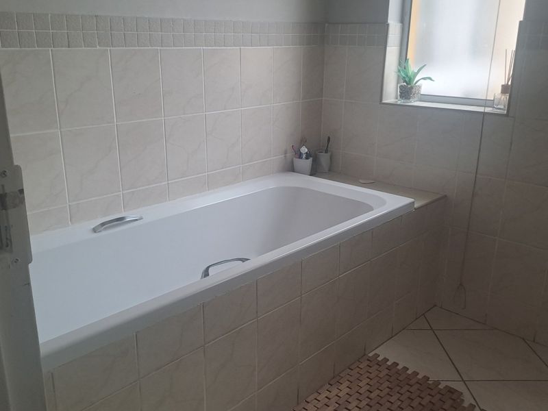 Comfortable lock up and go ! - Photo 7