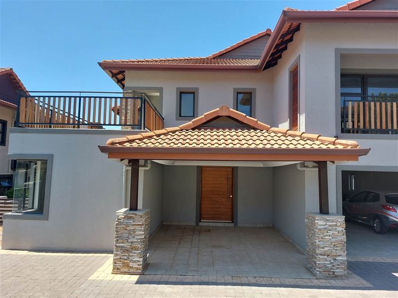 Luxury Izinga Home with Pool and Views - Photo 2