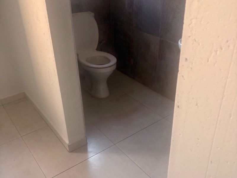 Stunning 4-Bedroom House for Rent  Discover this beautiful and spacious 4-bedroom home, perfect for a family or those who love to entertain! This property features: 	•	4 Spacious Bedrooms: Plenty of room for everyone. 	•	2 Modern Bathrooms: Stylish and functional. 	•	Swimming Pool: Enjoy relaxation and fun in your private pool. 	•	Entertainment Area: Ideal for gatherings and social events. 	•	Large Yard: Perfect for kids, pets, or gardening. 	•	Double Garage: Secure parking for multiple vehicles. 	•	2 Outdoor Bedrooms: Additional space for guests or a home office.  Located in a serene and convenient neighborhood, this home is ready to welcome you!  Contact us today to schedule a viewing! - Photo 8