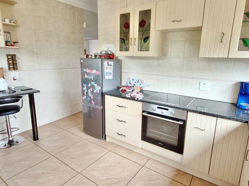 Your Perfect Escape to Vaal Marina - Photo 8