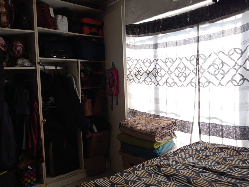 Ground Floor - 2 Bedroom Apartment with Great Potential -Kuilsriver - Photo 3