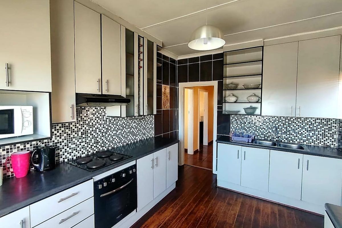 3 Bedroom House For Sale Cambridge West - Photo 3