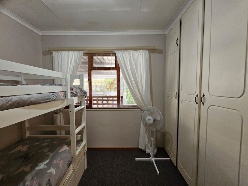 Holiday-Perfect Home in Port Natal, Karoodorp – Move In & Start Braaing!  - Photo 7