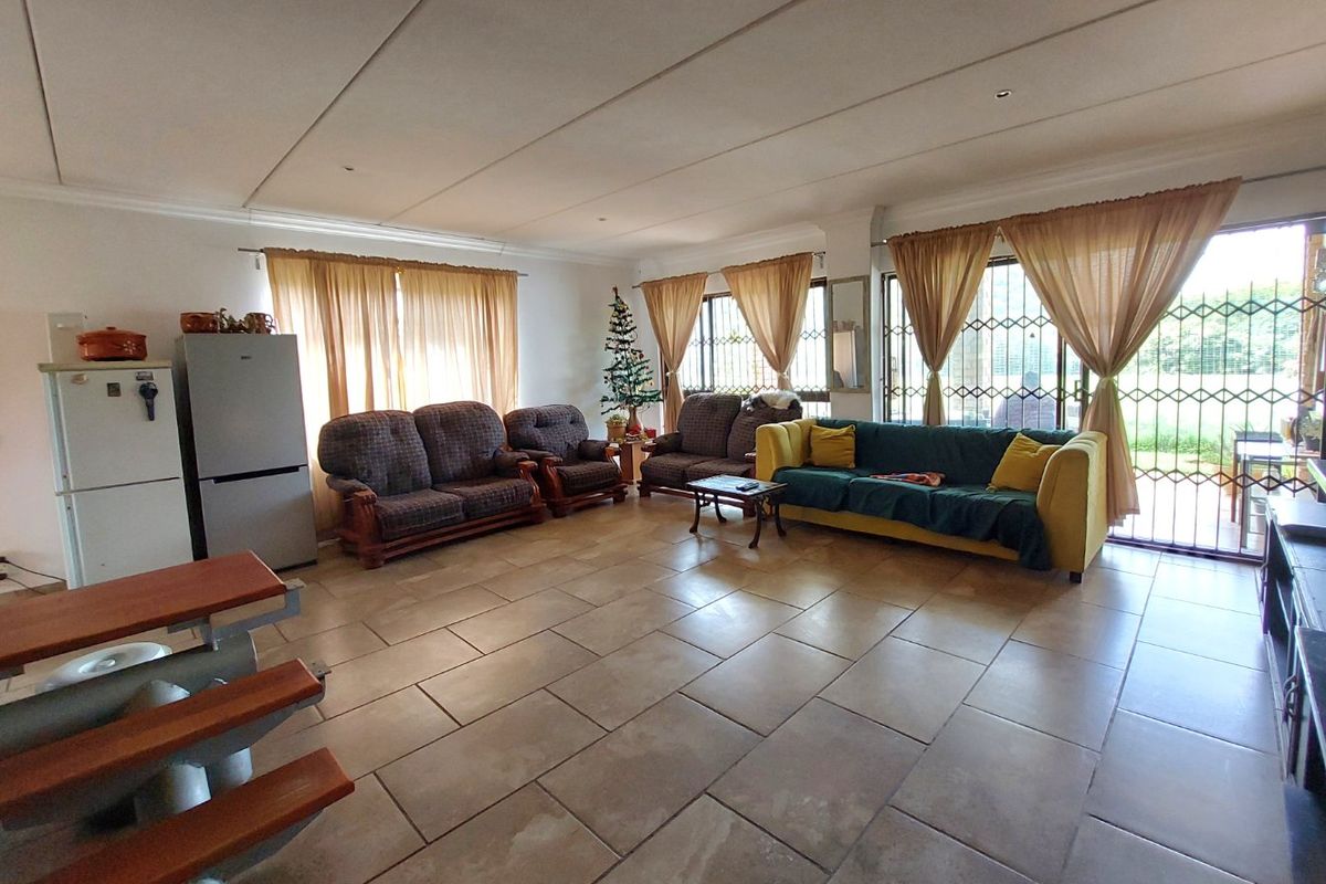 Established Lucerne Farm with Duplex House and Large Stores - Photo 2