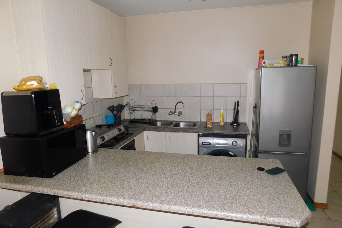 1 bedroom and 1 bathroom apartment available for sale Call  us Now! - Photo 2