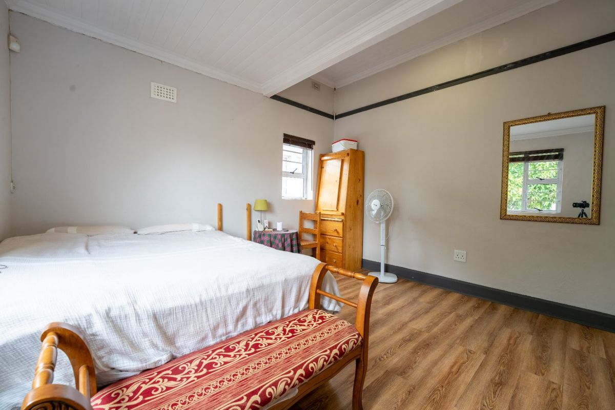 13 Bedroom House In Walmer - Photo 3