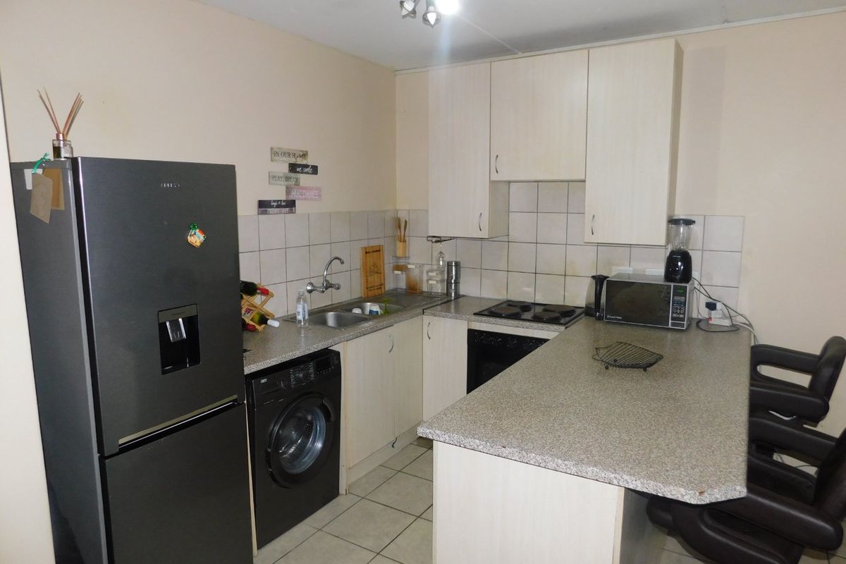 1 bedroom and 1 bathroom apartment available for sale Call  us Now! - Photo 2