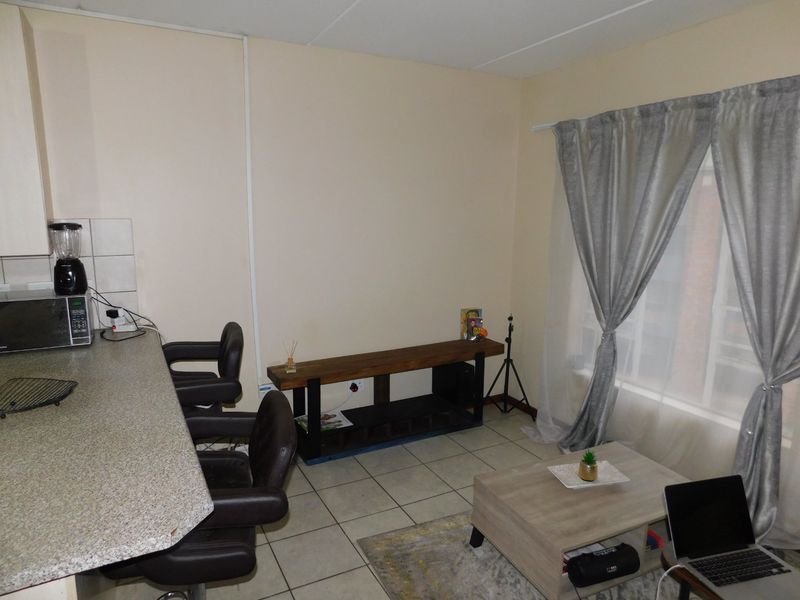 1 bedroom and 1 bathroom apartment available for sale Call  us Now! - Photo 4