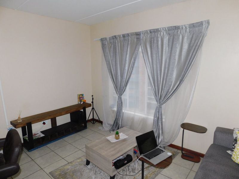 1 bedroom and 1 bathroom apartment available for sale Call  us Now! - Photo 3
