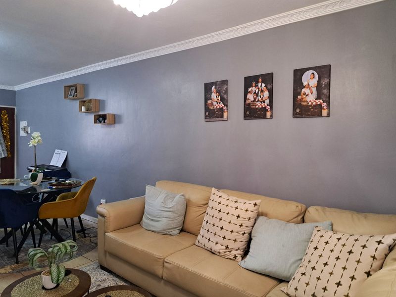 2 Bedroom Ground-Floor Apartment for Rent – Fountain View, Noordwyk - Photo 3