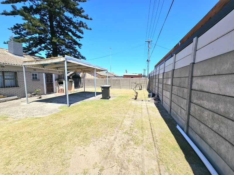 Lovely, cosy two bedroom home situated on a large plot - Photo 8