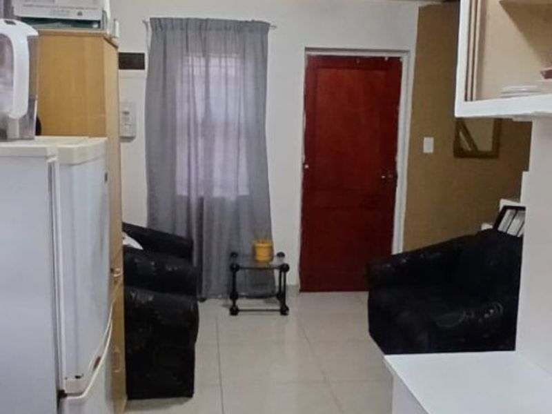 Two bedroom maisonette located on a corner plot - Photo 4