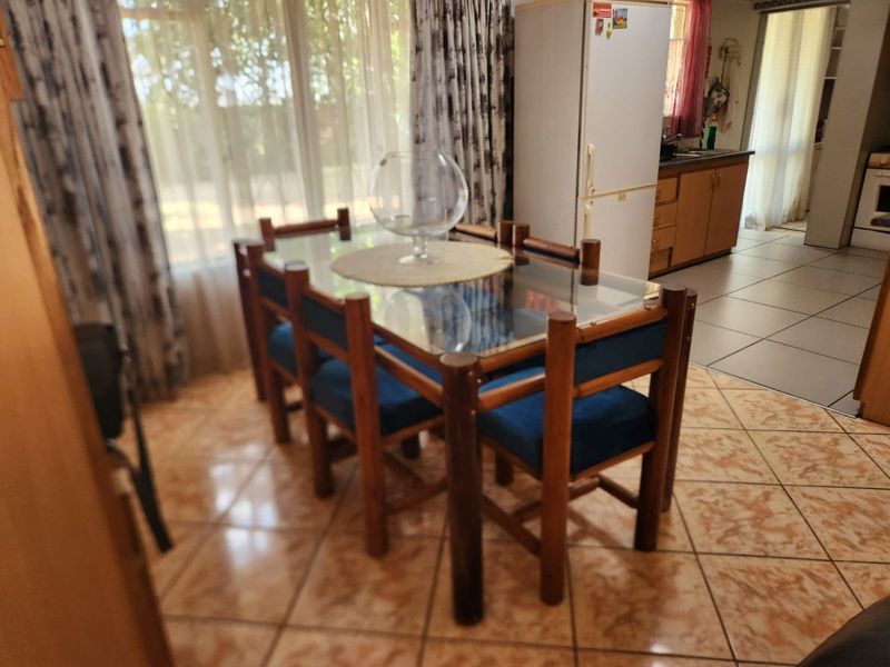 Charming 3-Bedroom Home for Sale — Prime Location! - Photo 3