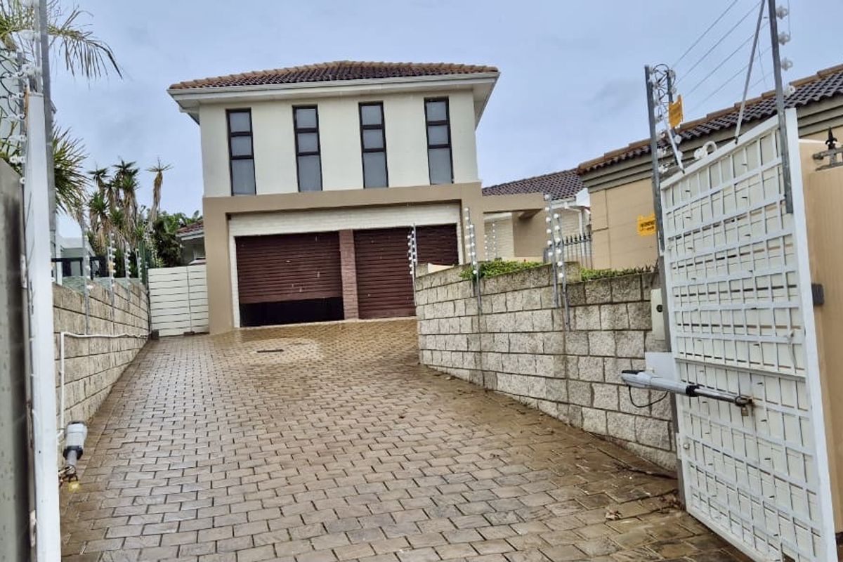 Entertainment and work from home for large family. - Photo 5