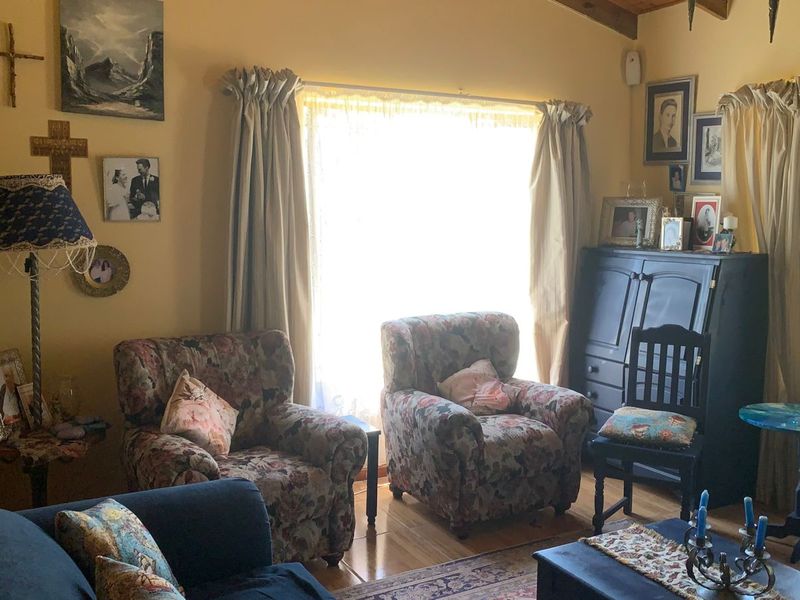 4 Bedroom Home with Double Garage in Groenvallei - Photo 9