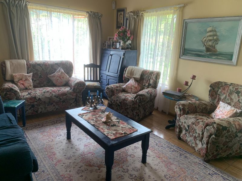 4 Bedroom Home with Double Garage in Groenvallei - Photo 10