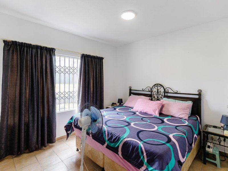 Ground Floor Unit in Queens Gardens - Photo 9