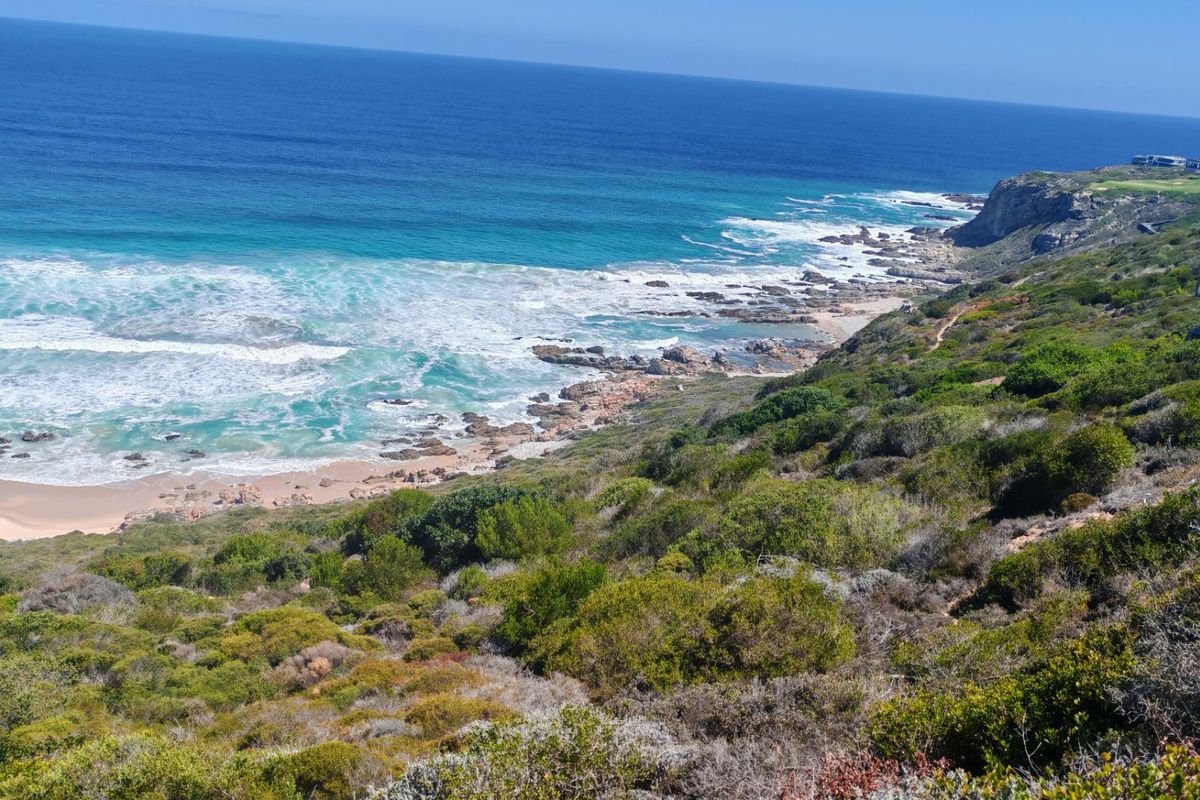 Breathtaking, cliff and sea Views You’ll Never Forget!!! - Photo 4