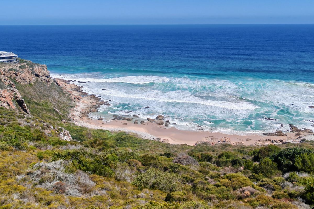 Breathtaking, cliff and sea Views You’ll Never Forget!!! - Photo 3