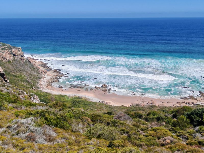 Breathtaking, cliff and sea Views You’ll Never Forget!!! - Photo 3
