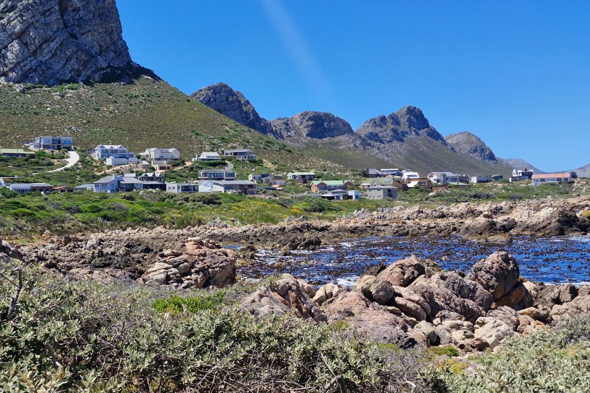 A Holiday Home in Rooi Els. Walking distance to the sea. - Photo 4