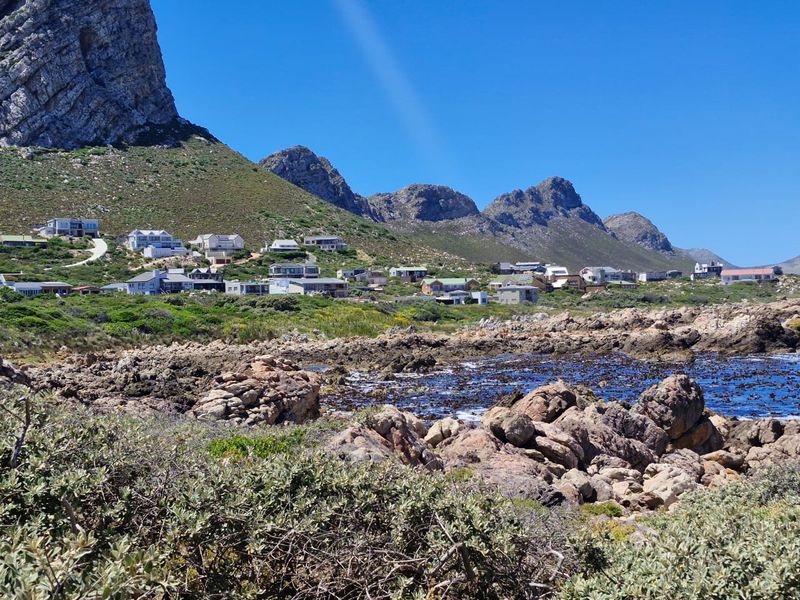 A Holiday Home in Rooi Els. Walking distance to the sea. - Photo 4