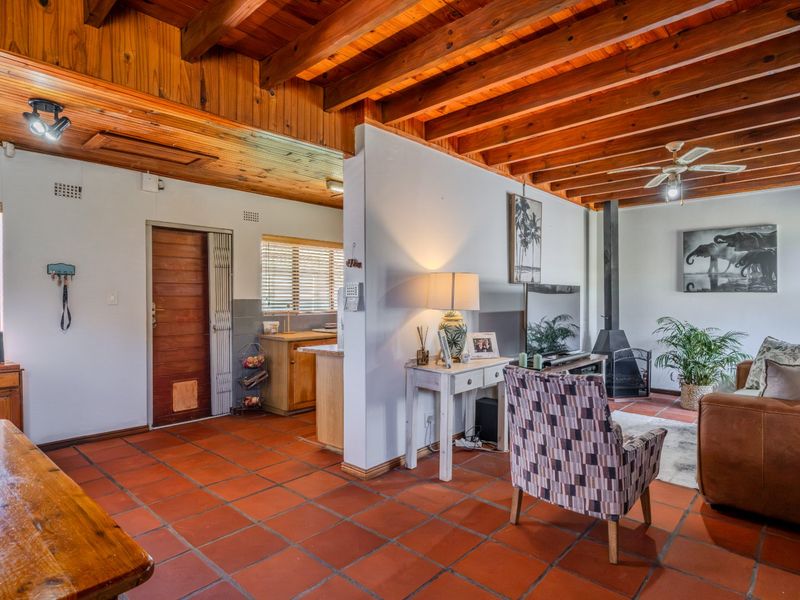 Lovely 2 Bedroom Family Home In Sought-After West Beach - Photo 5