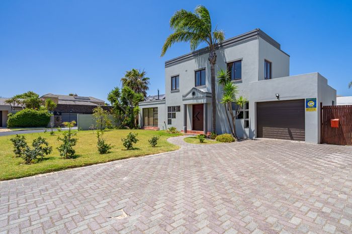 Property #2434554, House For Sale in West Beach