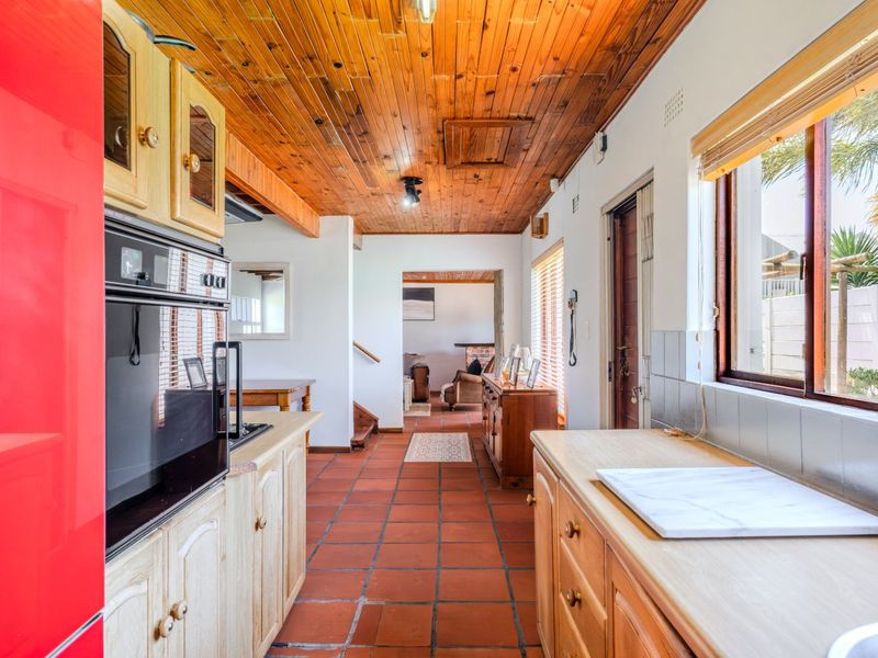 Lovely 2 Bedroom Family Home In Sought-After West Beach - Photo 9