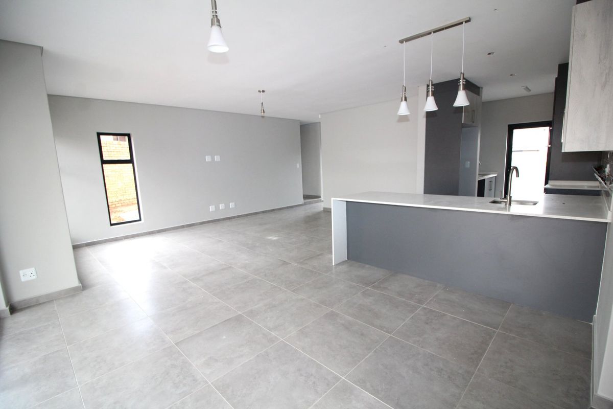 Be the First Owner! Brand-New 4 Bedroom Home in Secure Estate – Direct from the Developer no TRANSFER FEES - Photo 2