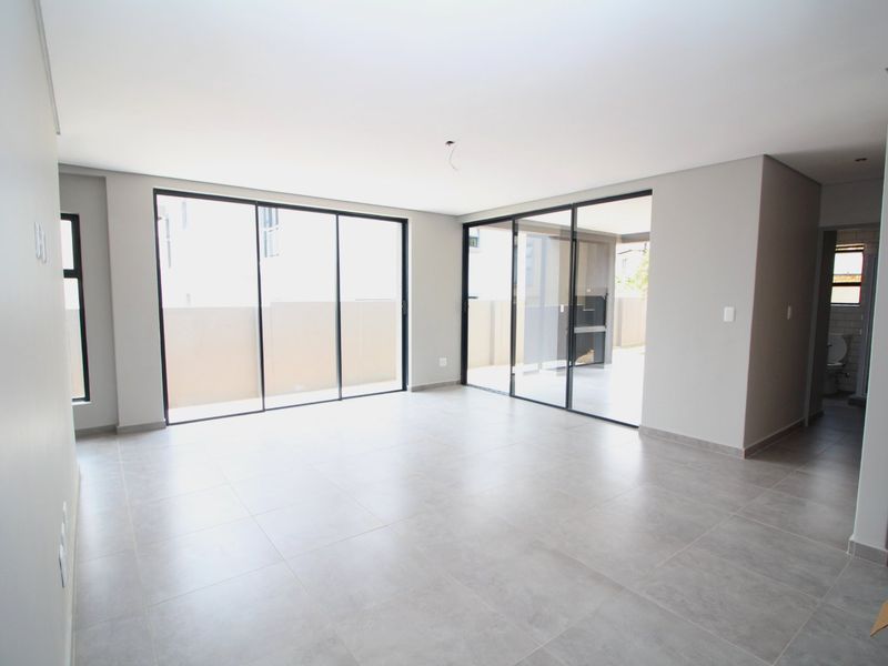 Brand-New 4 Bedroom House – Direct from Developer | Transfer Fees Included - Photo 3