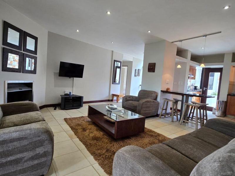 OUBAAI GOLF ESTATE – FIRST-FLOOR APARTMENT TO RENT - Photo 6
