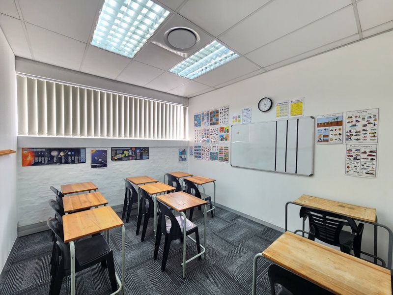 500m2 First Floor Office To Rent Opposite Somerset Mall - Photo 7