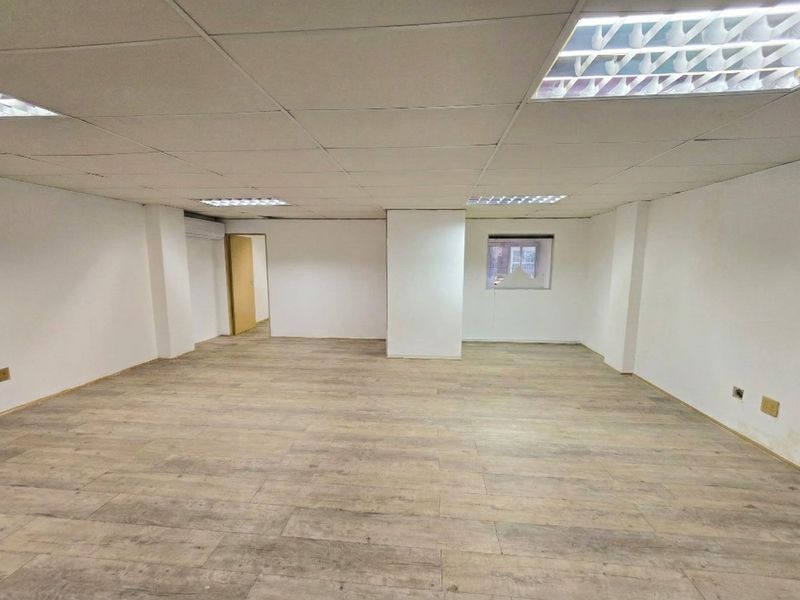 Ground-Floor Office for Sale In Broadlands Office Park, Mount Edgecombe, KZN - Photo 4