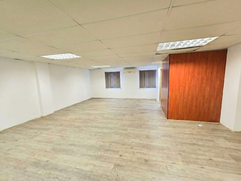 Ground-Floor Office for Sale In Broadlands Office Park, Mount Edgecombe, KZN - Photo 5