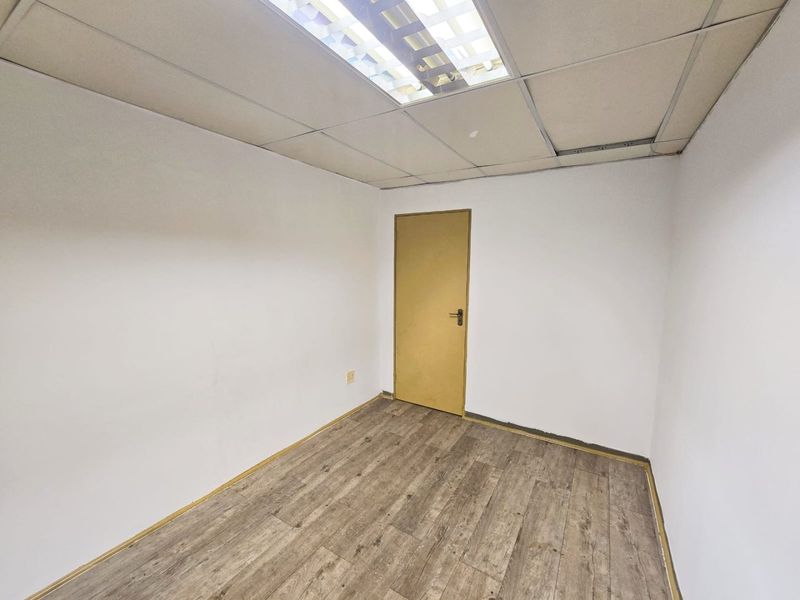 Ground-Floor Office for Sale In Broadlands Office Park, Mount Edgecombe, KZN - Photo 7