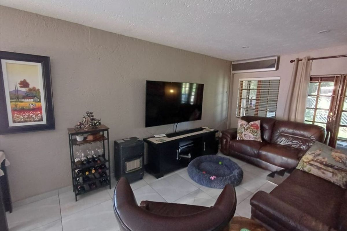 Modern Family Home Overview - Photo 2