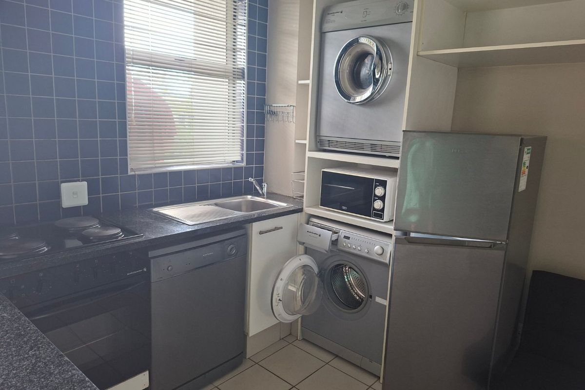 Investors Dream!!! 50m from the university!!! - Photo 3