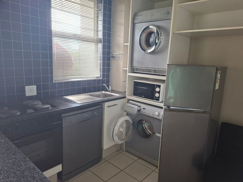 Investors Dream!!! 50m from the university!!! - Photo 3