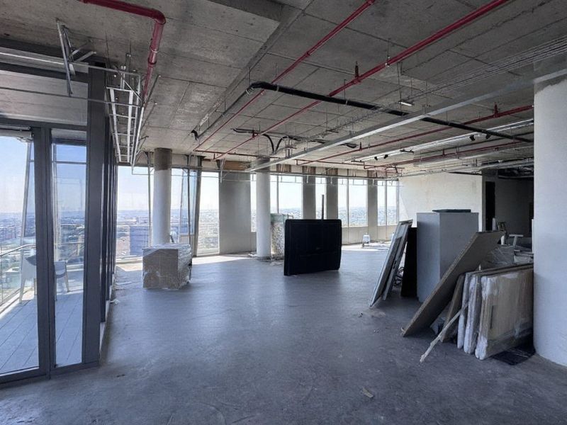 Grey Box Office with Panoramic Views in Katherine Street Towers, Sandton - Photo 3