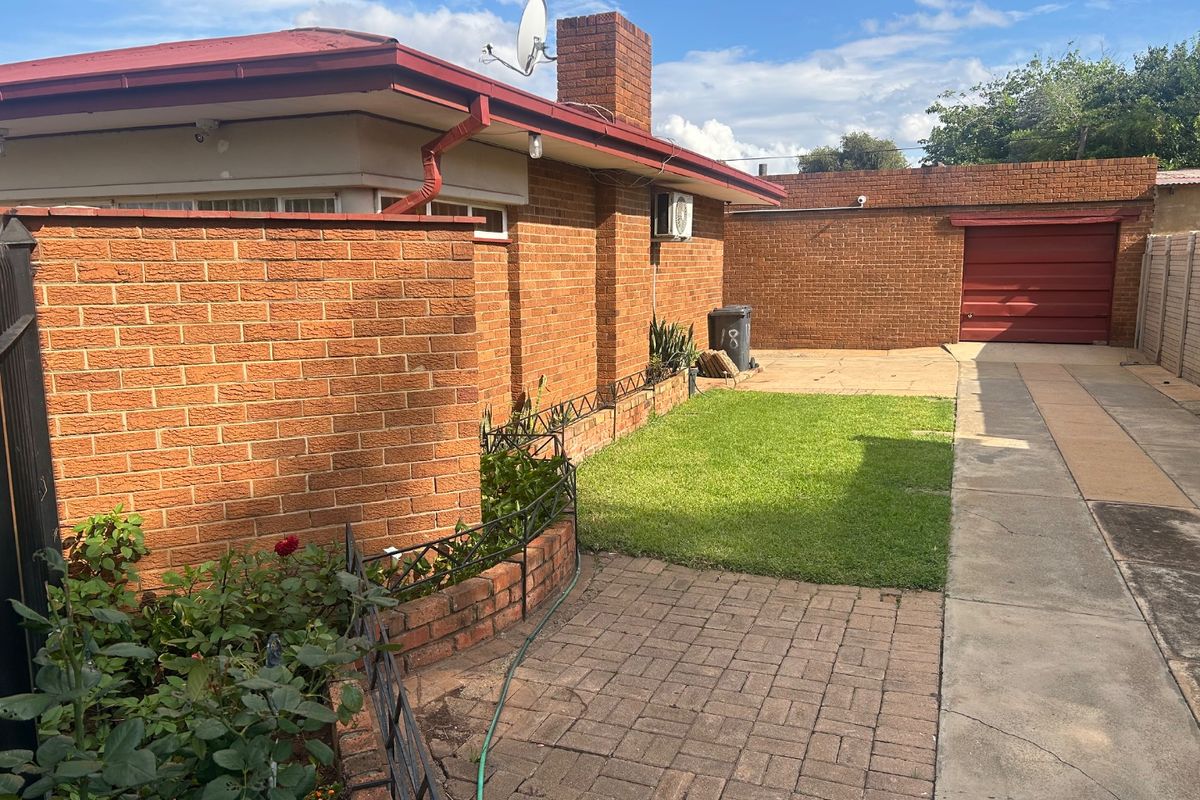 3 bedroom house for sale in west park  - Photo 2