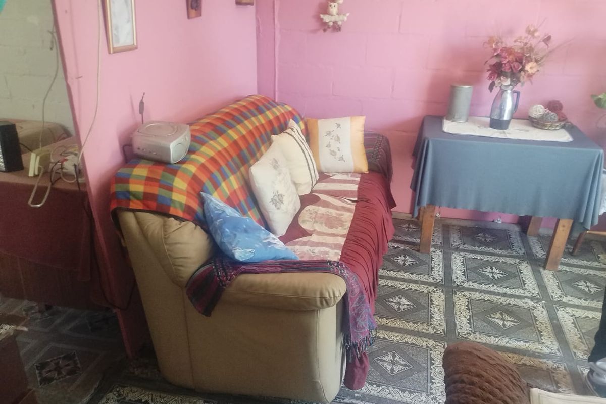 House for Sale in Macassar Village - Photo 3