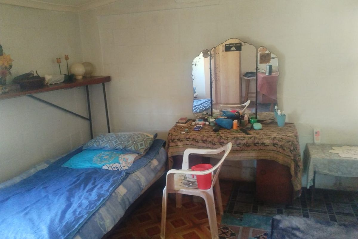 House for Sale in Macassar Village - Photo 4