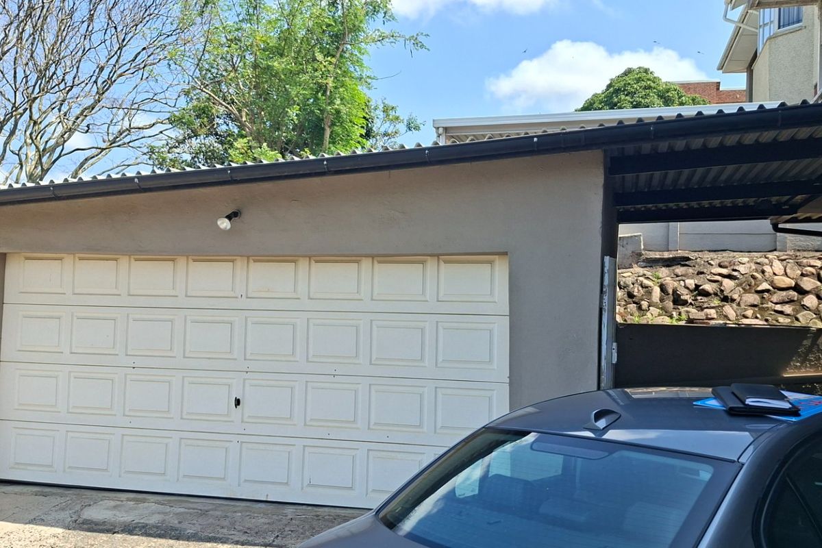 HOUSE FOR SALE - Photo 3