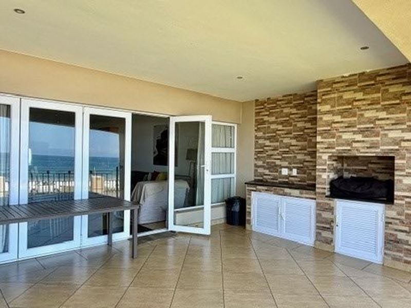 Beautiful Coastal Escape – Prime Uvongo Position - Photo 5