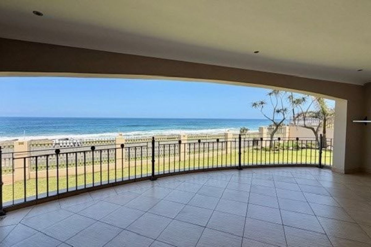 Beautiful Coastal Escape – Prime Uvongo Position - Photo 2