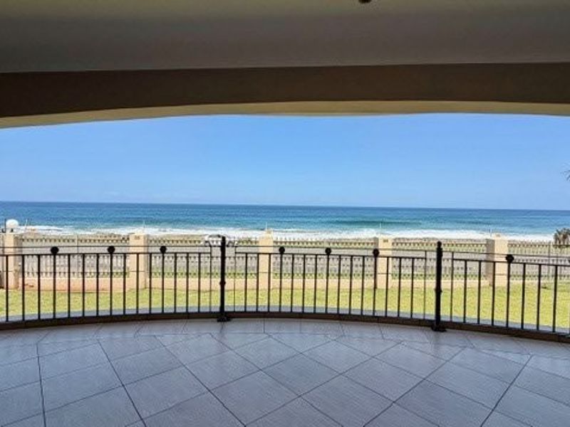 Beautiful Coastal Escape – Prime Uvongo Position - Photo 1