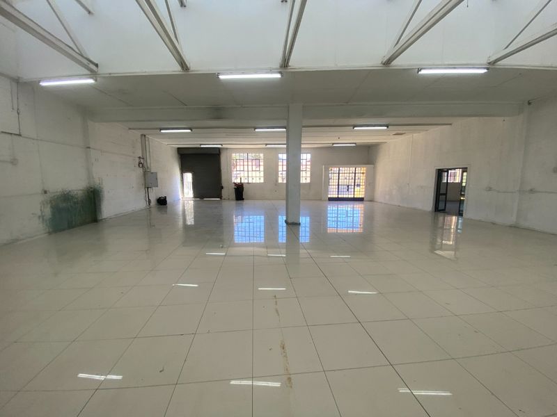 470m2 Industrial to Let  - Photo 10