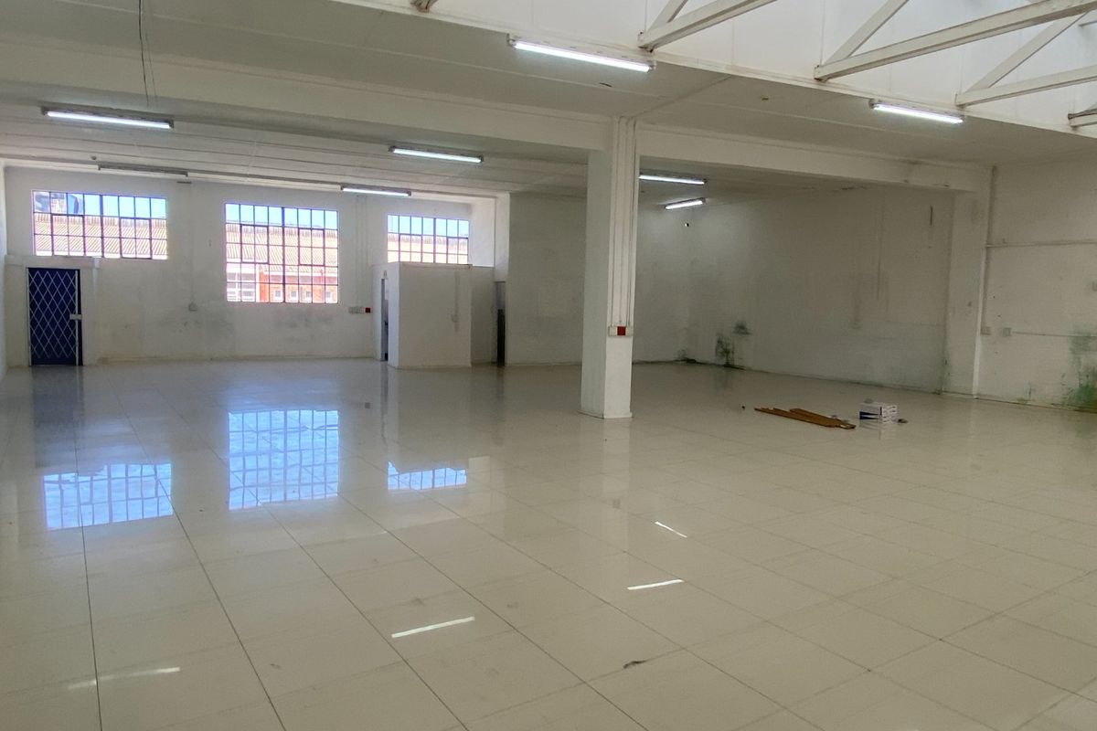 470m2 Industrial to Let  - Photo 3