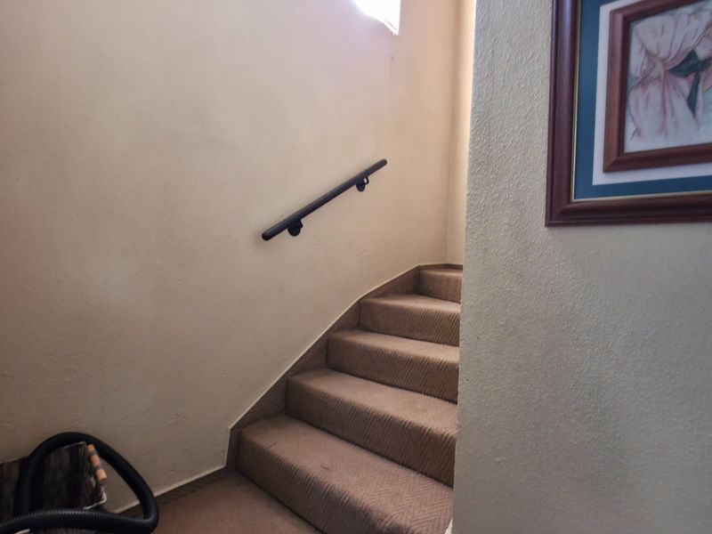 3 -Bedroom Duplex with Private Garden in Secure Heuwelsig Estate - Photo 9